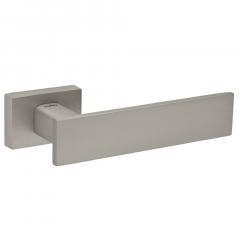 Дверная ручка на розетке Tupai Linha Q2 2730RE 142 никель Дверная ручка на розетке Tupai Linha Q2 2730RE 142 никель