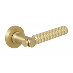 Ручки дверные CEBI TROY STRIPED (в полоску) цвет MP35 матовое золото Ручки дверные CEBI TROY STRIPED (в полоску) цвет MP35 матовое золото